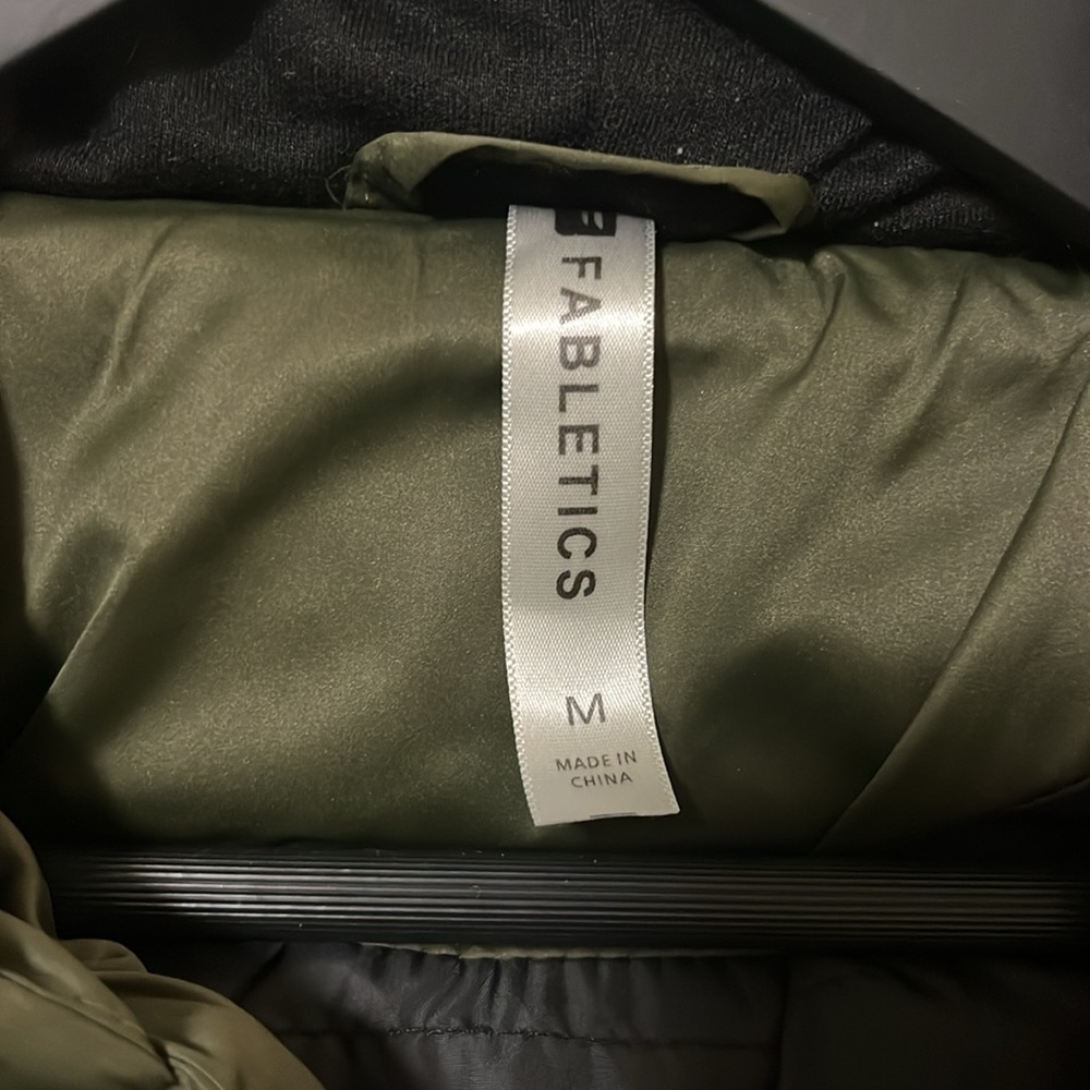 Fabletics Olive Puffer Jacket - Picture 8 of 9